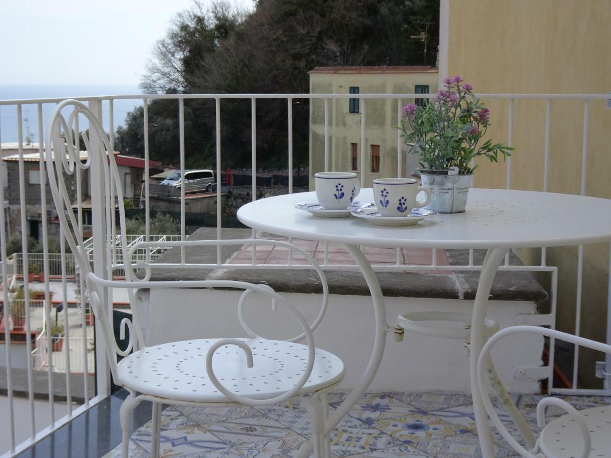 La Casa Di Paola Vila Nerano Exterior foto